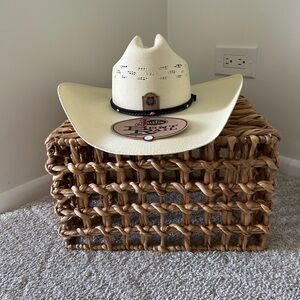Brand new Justin women's cowboy hat